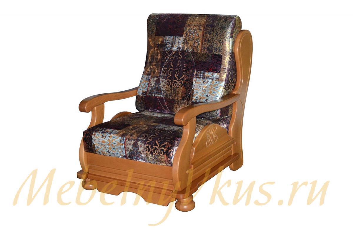 Кресло классика с деревянными подлокотниками